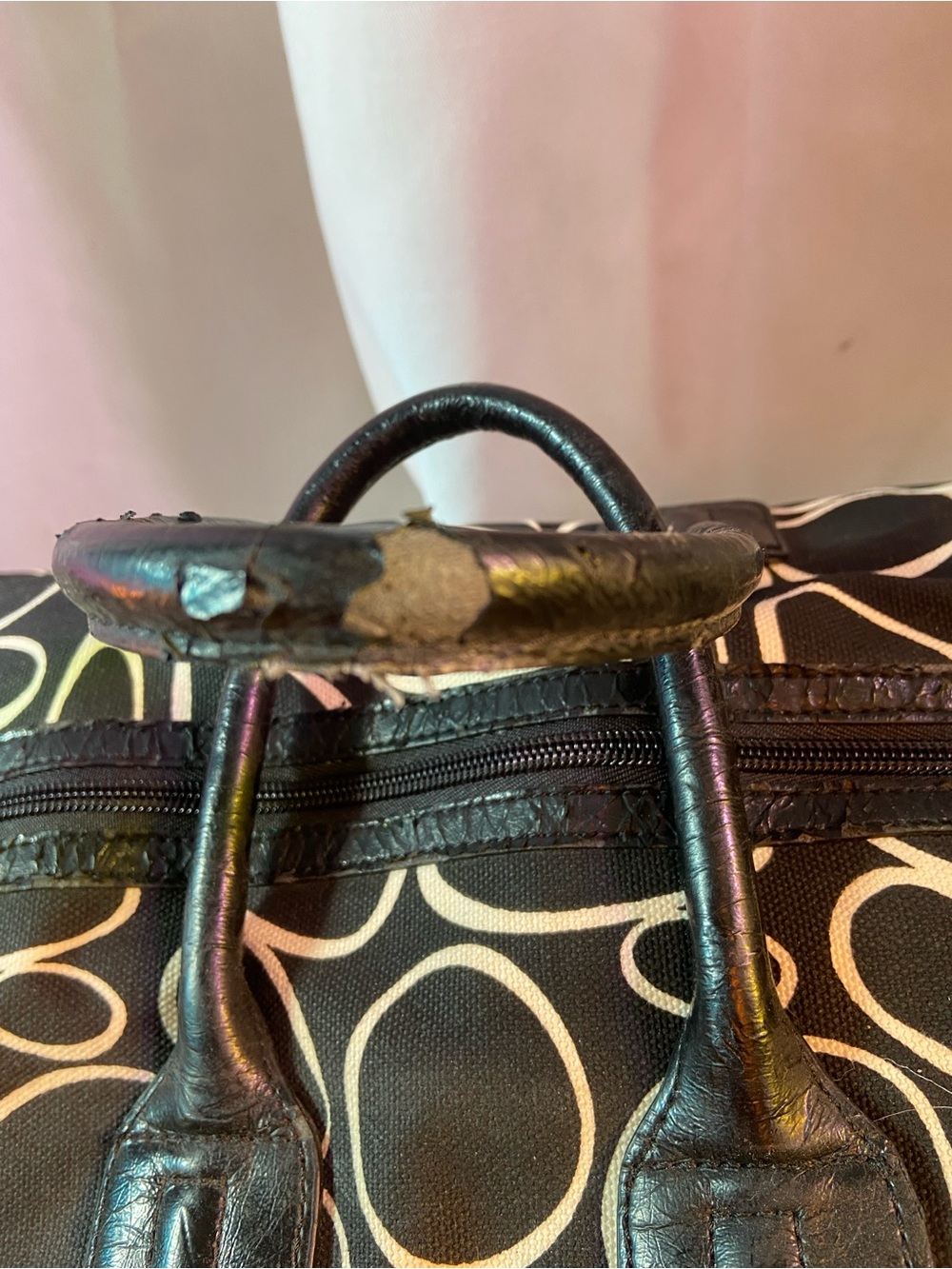Angela Adams Organic Patterned Weekend Duffel Bag with White Loop Design - Picture 2 of 8